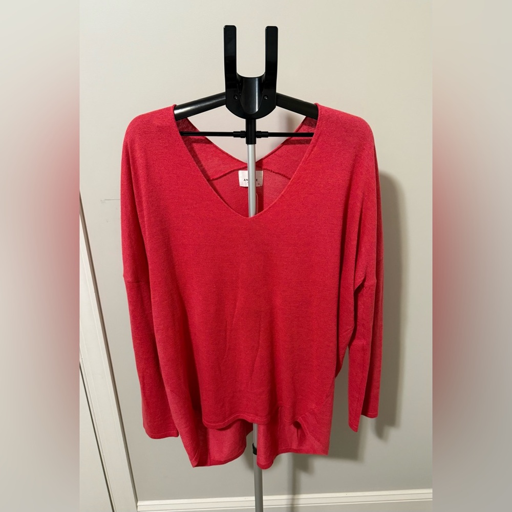 ANDREE BY UNIT Vivid Pink V-Neck Long Sleeve Top
